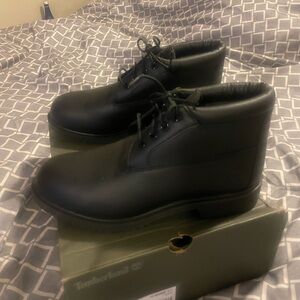 Timberland Men's Black Leather Chukka Boots New never worn